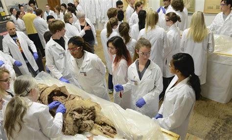 Hands On Cadaver Lab Experience Benefits Students Health