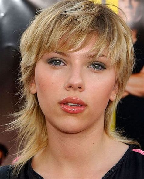 To add some more carefree vibes, she got her hair layered and highlighted the choppy top with a 2007 was the year when scarlett johansson short length hair was only a dream. Scarlett Johansson's Hairstyles 2018 & Bob + Pixie Hair for Short Hair - HAIRSTYLES