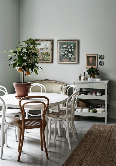 15 Classic Thonet Bentwood Dining Chairs