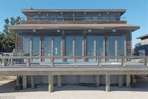 Developers Set Their Sights On New Yorks Deserted Fire Island Fire Island Island Architecture