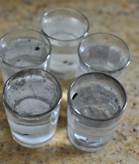 Essential oils are highly flammable because they are volatile substances. How to make scented soy candles - homemade candles with ...