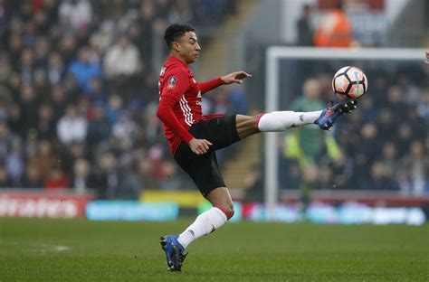 The official west ham united website with news, tickets, shop, live match commentary, highlights, fixtures, results, tables, player profiles, west ham tv and west ham tv. Report: How much Jesse Lingard could cost West Ham in ...