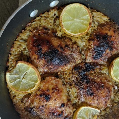 One Pot Greek Chicken And Lemon Rice