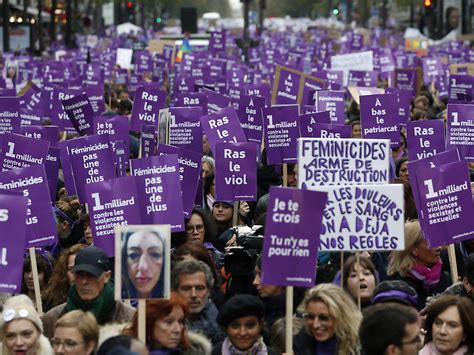 violences envers les femmes 49 000 manifestants à paris rfj votre radio régionale