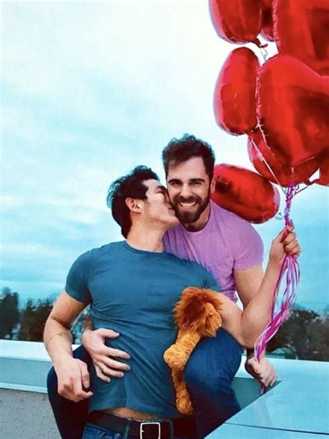 cute gay couples couples in love gay mignon gay lindo men kissing lgbt love same sex
