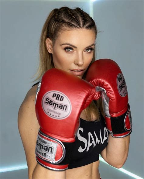 Pin By Boxing Queen On Boxing Beauties 2021 In 2021 Beautiful Athletes Boxing Girl Female