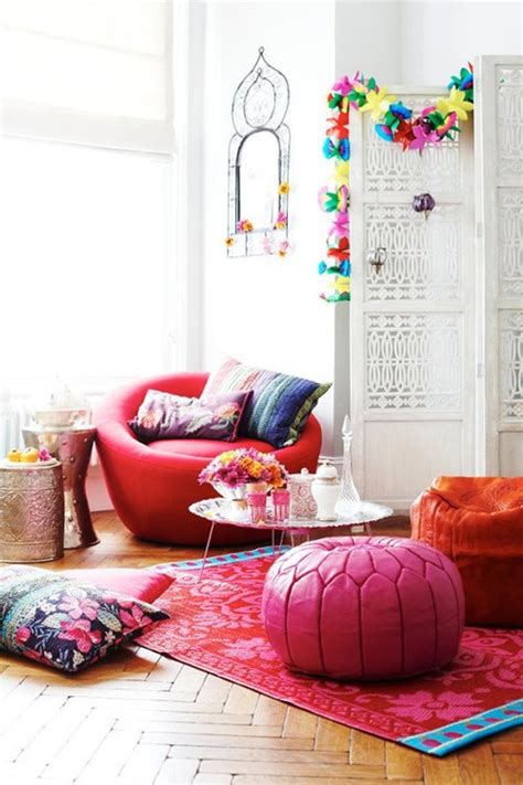 This is usually the sofa or, in some cases, an armchair. bohemian-living-room-furniture-set | HomeMydesign