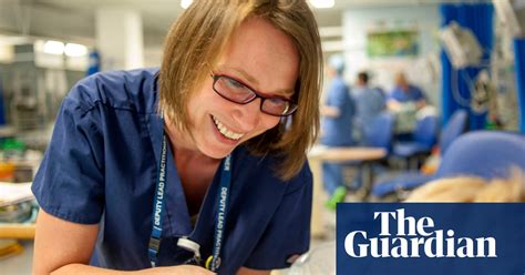 Care On Camera What Its Like To Be A Nurse In 2016 In Pictures