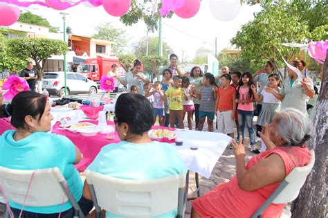 Festejo Del Día De La Madre Fundación Ucol