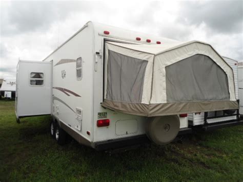 2009 Used Forest River Forest River Rockwood Roo 232 Toy Hauler In