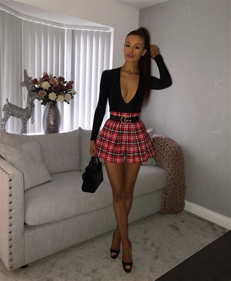 Love The View Flirty Outfits Miniskirt Outfits Pleated Mini Skirt Outfit