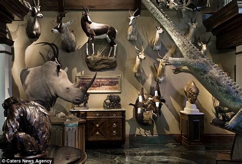 The Amazing Animal Menagerie¿ Where Every Single Creature Is Dead