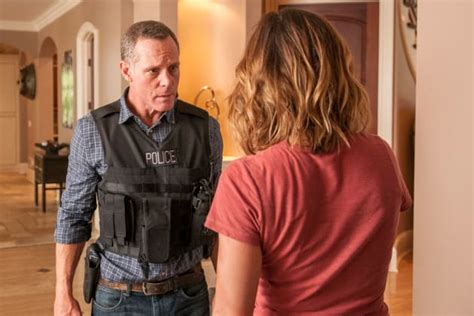 Chicago Pd Season 3 Episode 1 Review Life Is Fluid Tv Fanatic