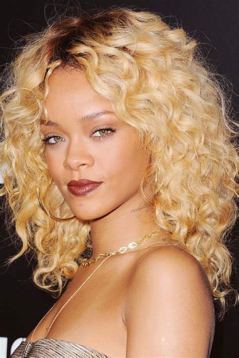 The 30 Best Hairstyles For Curly Hair Rihanna Hairstyles Rihanna