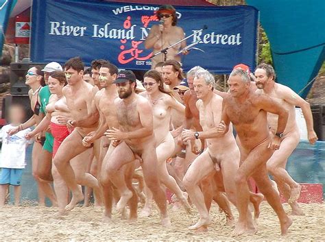 Nude Beach Play Lesbian Nude Beach Min Xxx Video Bpornvideos Com