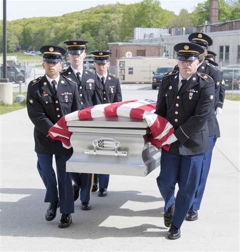 Army Guard Funeral Honor Guard Members Hone Advanced Skills During Two