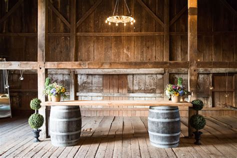 Situated in the stunning surroundings of the river test in hampshire, kimbridge barn is set in an. Five Charming New England Barn Venues for a Rustic-Chic ...
