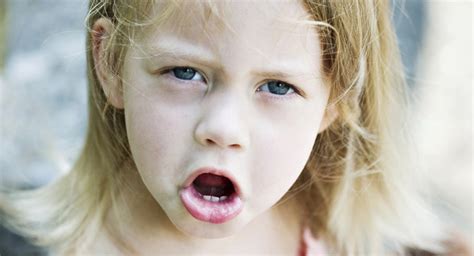 What Can I Do About My Childs Public Tantrums Babycentre