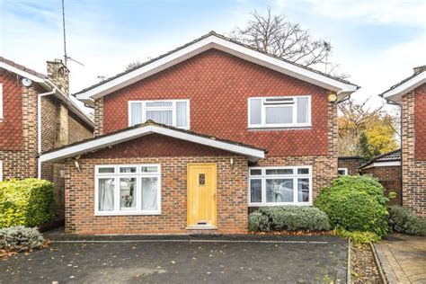 Homes For Sale In Cuckoo Hill Drive Pinner Ha5 Buy Property In