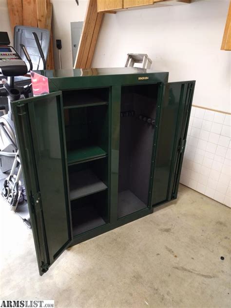 The lower cabinet doors are flush mount with reverse panel for a simple mission look. ARMSLIST - For Sale: Stack On Double Door Gun Cabinet