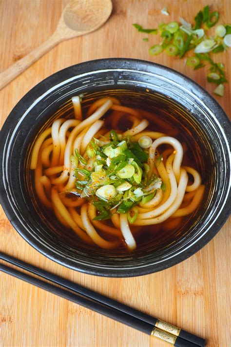 Japanische Udon Nudelsuppe Schnelles Und Einfaches Rezept