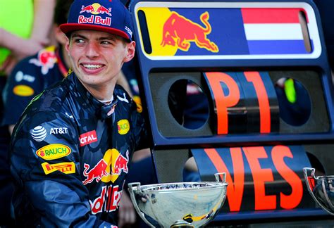 Op silverstone won hij door een. Zege in GP van Spanje, Max Verstappen is jongste F1 ...