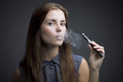 Vaping And Using Nicotine Patches During Pregnancy Could Raise Risk Of