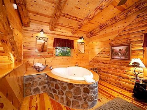 Heartshaped Jacuzzi Tub Mountain Honeymoon Romantic Cabin Secluded