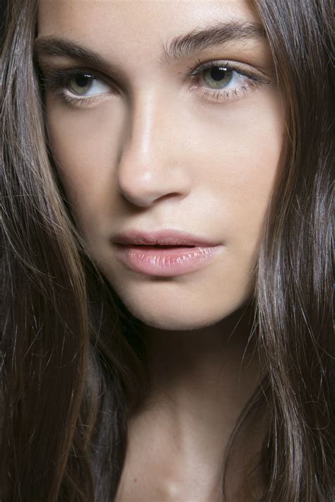 Ways To Get Natural Looking Makeup Stylecaster
