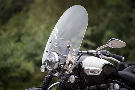 Triumph bonneville speedmaster is a cruiser bikes available at a starting price of rs. Triumph Bonneville Speedmaster - Bilder / Fotos ...