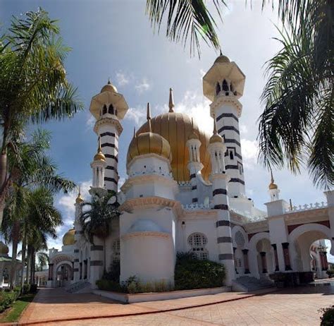 Jalan kuala kangsar, 31200 chemor, negeri perak, malaizija. Ubudiah Mosque, Kuala Kangsar, Perak - Malaysia | Mosque ...