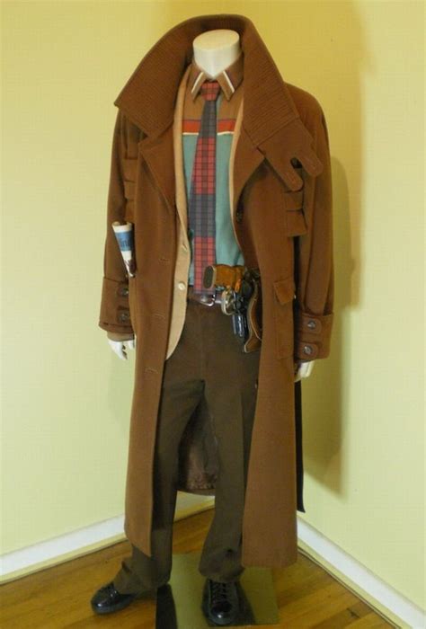 Fan Creates Ridiculously Authentic Blade Runner Costume 22 Pics