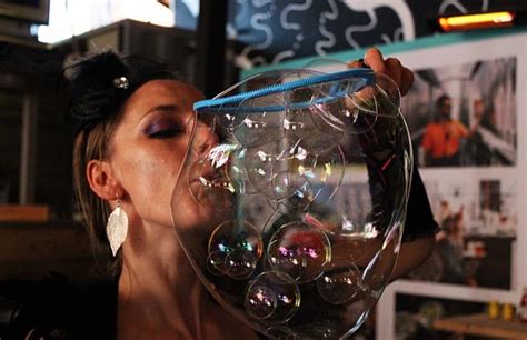 Oddle Entertainment Agency Hire A Bubble Performer
