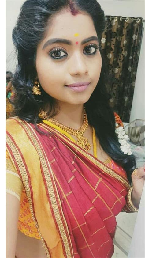 Model In Traditional Kerala Saree South Indian Look Indian Traditional Culture Indian Look