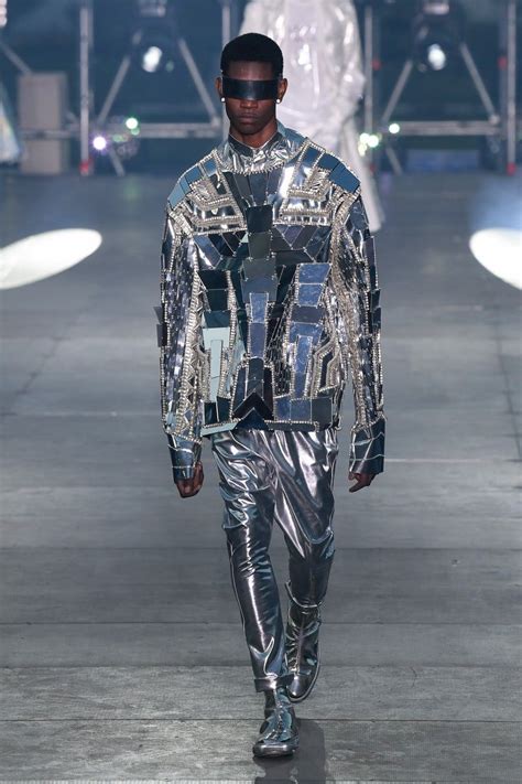 Balmain Menswear Spring 2020 Look 12 Robot Fashion Futuristic