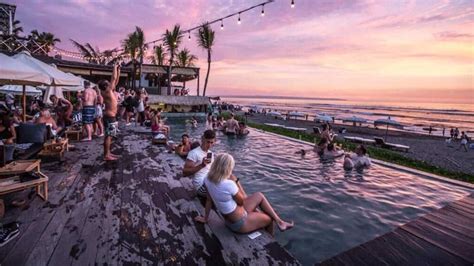 10 Best Nightlife In Bali You Wouldnt Want To Miss Ezy Travel And Trip