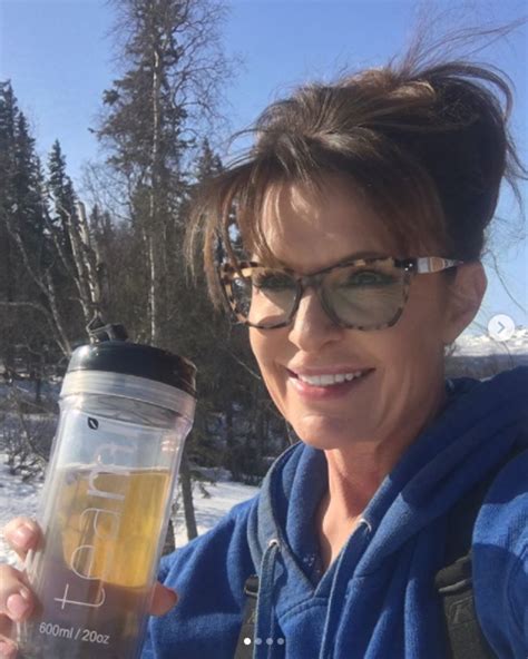 What Is The Skinny Tea Sarah Palin Is Promoting On Insta