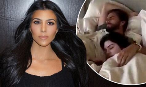 Kourtney Kardashian Catches Scott In Bed With Sister Kendall Jenner On