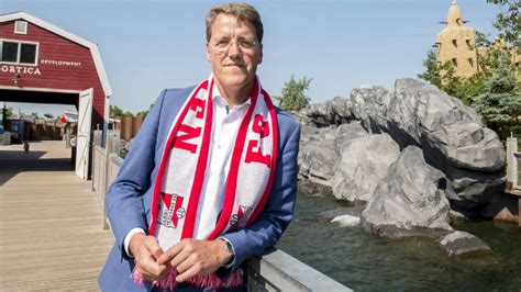 Burgemeester Emmen Wekt Verbazing Met Denigrerende Tweet Over Ajax