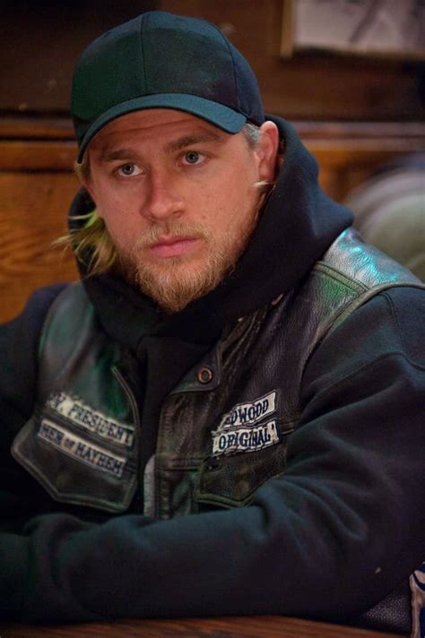 Charlie Hunnam On Sons Of Anarchy Pictures Popsugar Entertainment