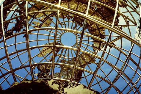 Tour of madison square park nyc. Globe at Trump Plaza near Central Park, NYC, 1999 | Nyc ...