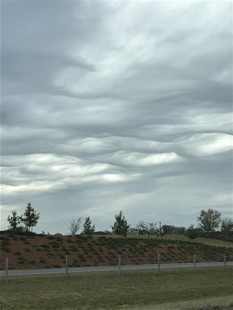 Clouds Look Like Waves From The Ground Mildlyinteresting