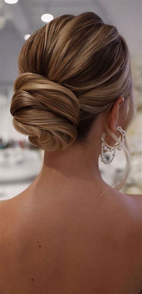 Details More Than 84 Classic Updo Hairstyles Best Ineteachers