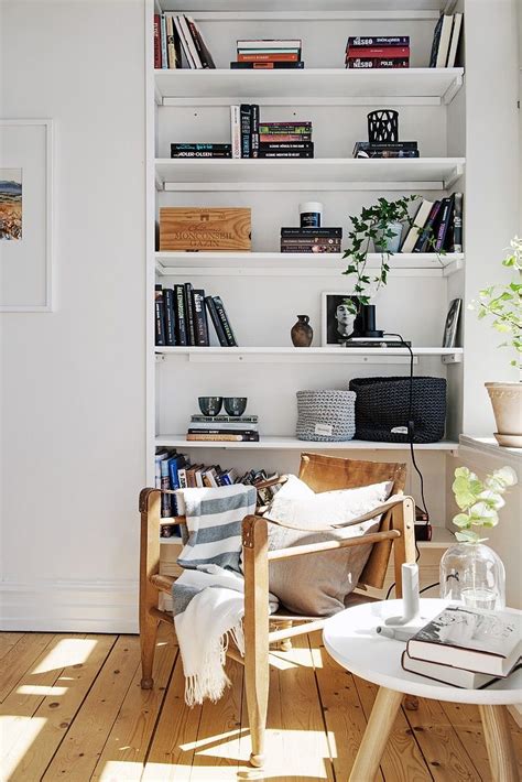 Reading Nook With Built In Bookshelf Love Photo Taken In A