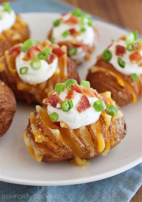 This christmas party appetizer is high in protein and goes along well with a myriad of it's one of the easiest christmas party appetizers you can whip up in a jiffy—it takes a total of 20 minutes to make from start to finish. The 11 Best Super Bowl Food Ideas