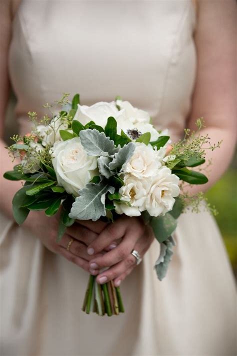 Small Simple Wedding Bouquets