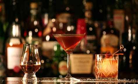 The Best Cocktail Bars In Paris