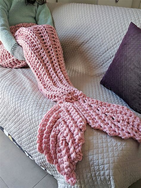 Crochet Mermaid Tail Blanket Pattern For Super Bulky Yarn The Snugglery