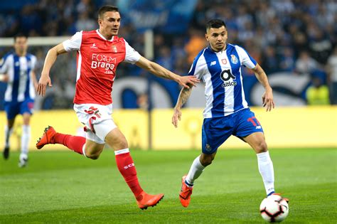 This page displays a detailed overview of the club's current squad. FC Porto visita Braga, Benfica recebe Tondela - Jornal do ...