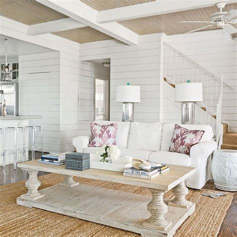 35 Beautiful Coastal Living Room Decor Ideas Best For This Summer